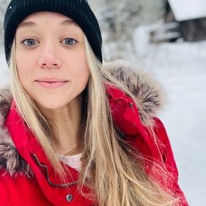 Meet your Posher, Anna